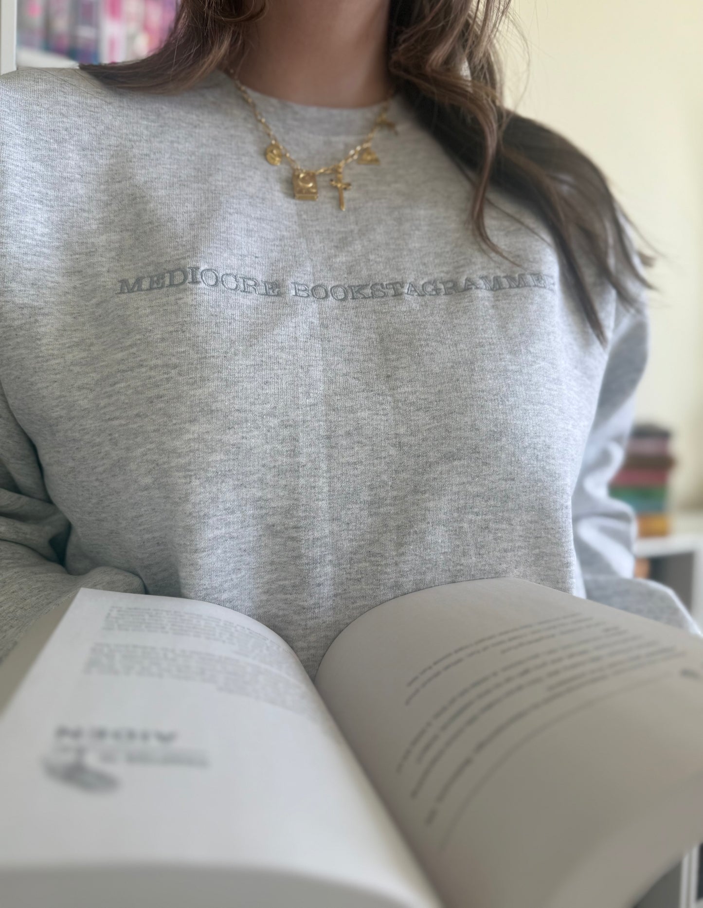 GLM x Taylor Mediocre Bookstagrammer Grey