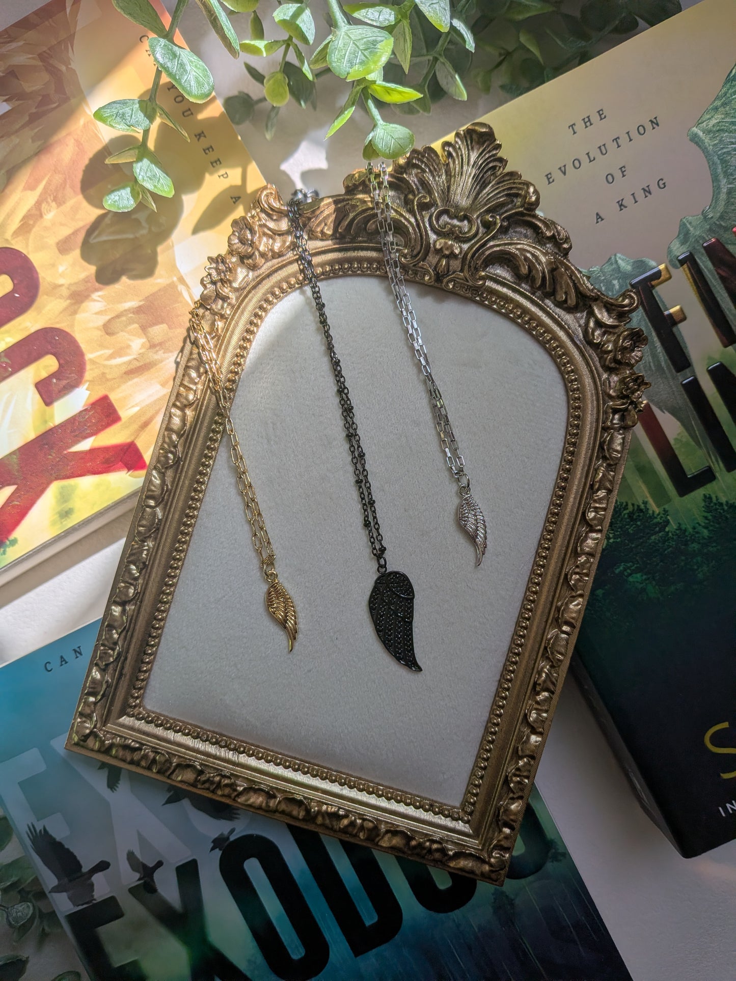 The Raven Wing Necklace - The Ravenhood®