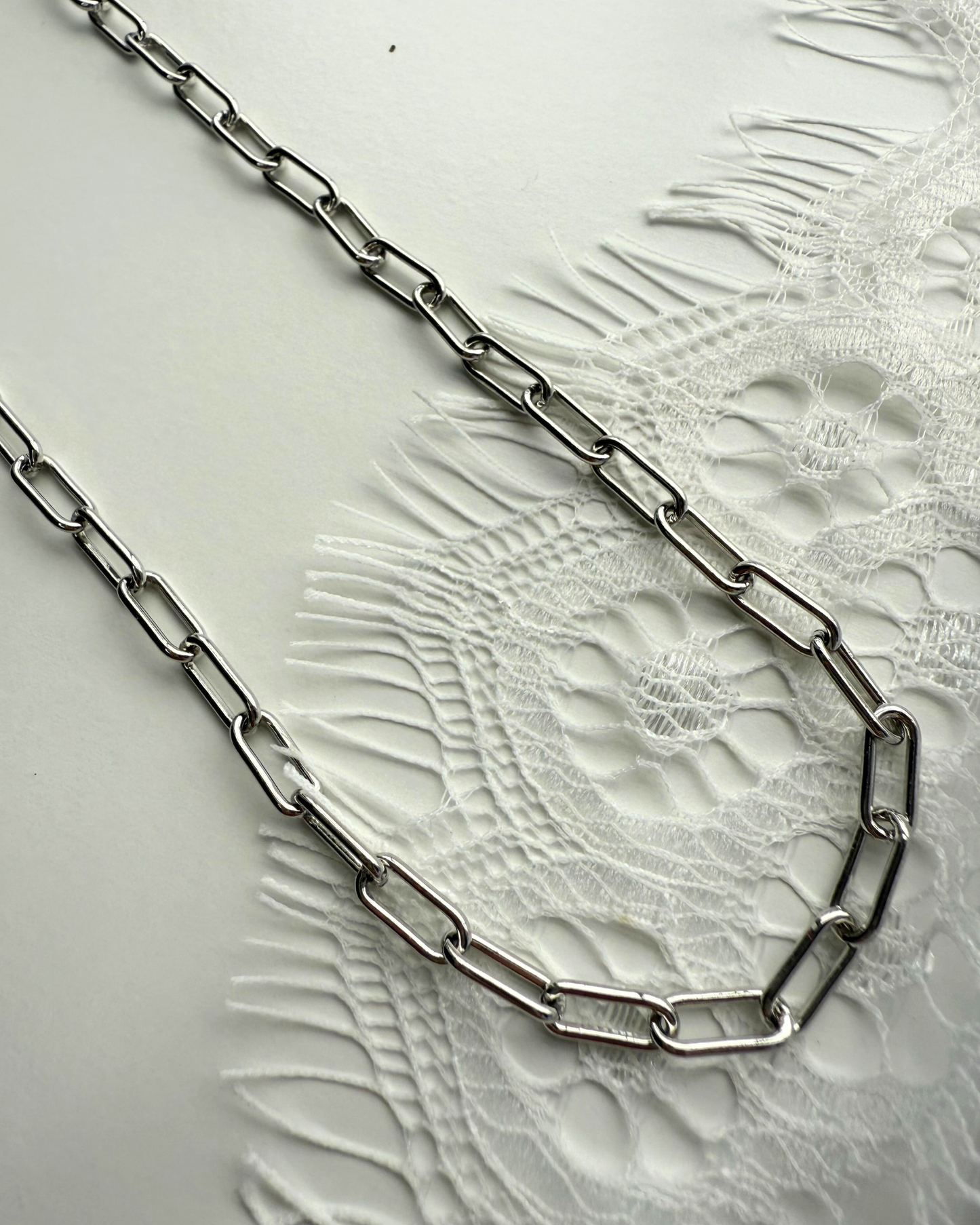 The Queen Chain (gold and silver)