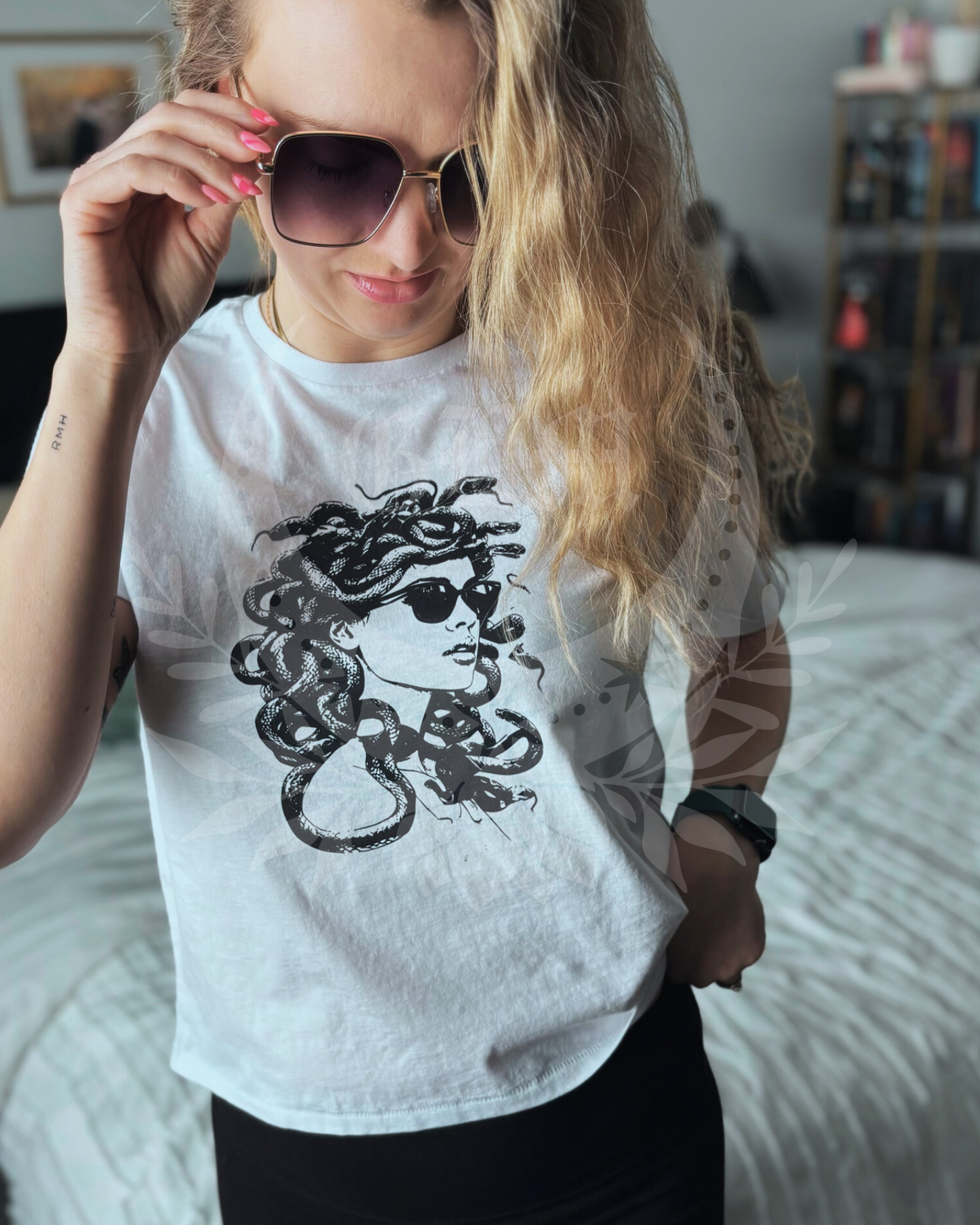 Medusa Tee