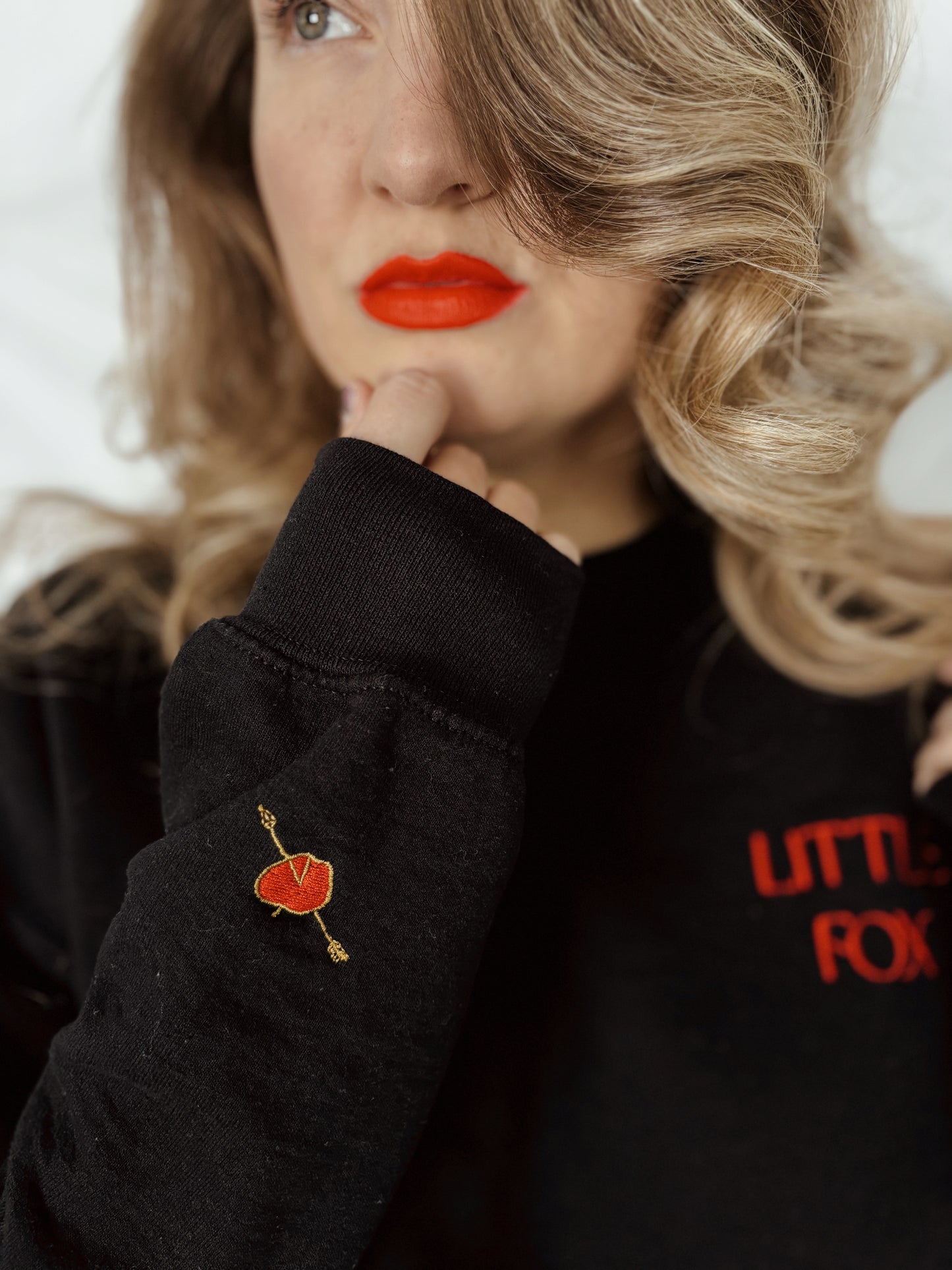 Little Fox Luxe Sweatshirt - Black